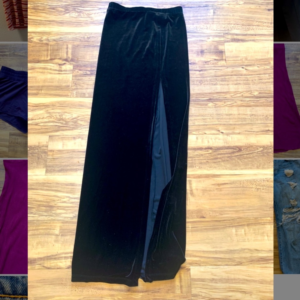 Women’s velvet black maxi skirt